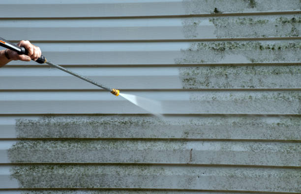 Best Pressure Washing Siding  in Hubbard, OR