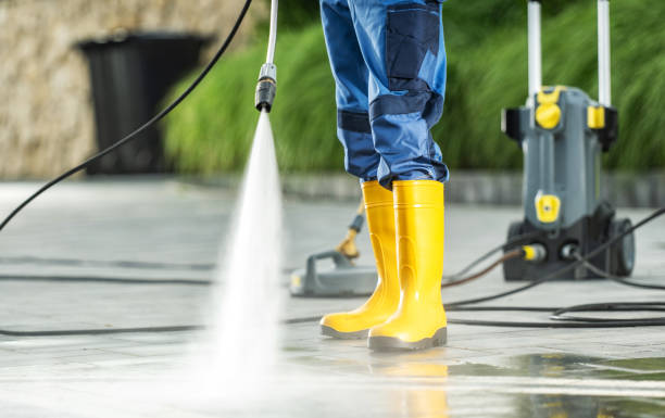 Why Choose Our Certified Pressure Washing Experts for Your Project Needs in Hubbard, OR?